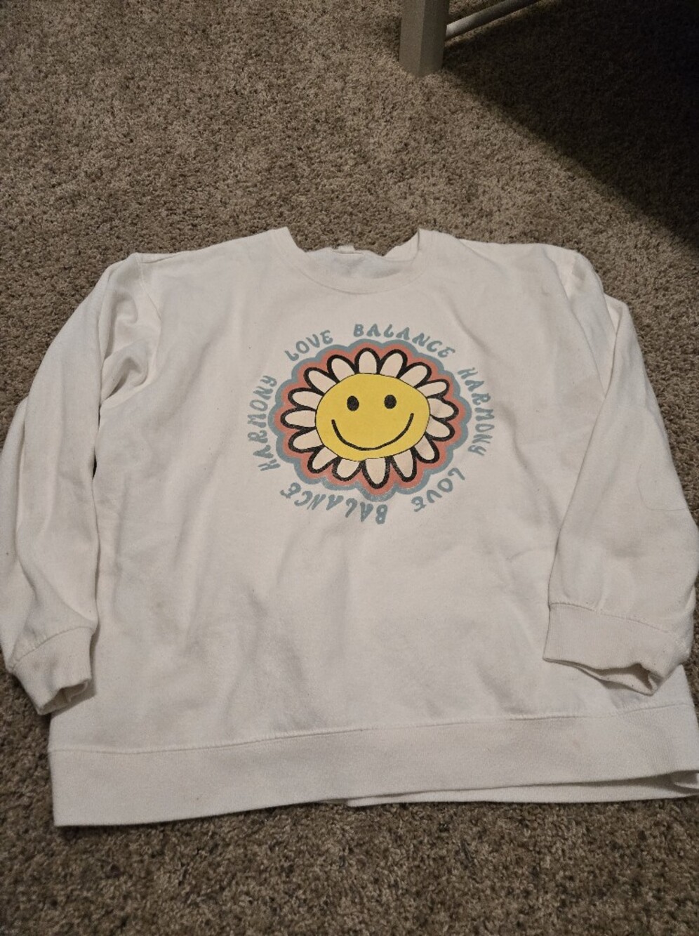 Full Tilt White Smile Flower Graphic Sweatshirt - Unbranded